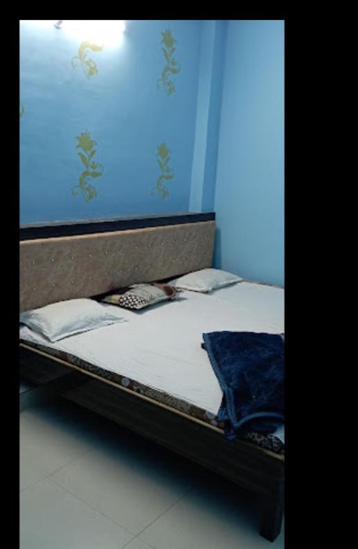 Maa Sharda Inn Hotel Maihar Экстерьер фото